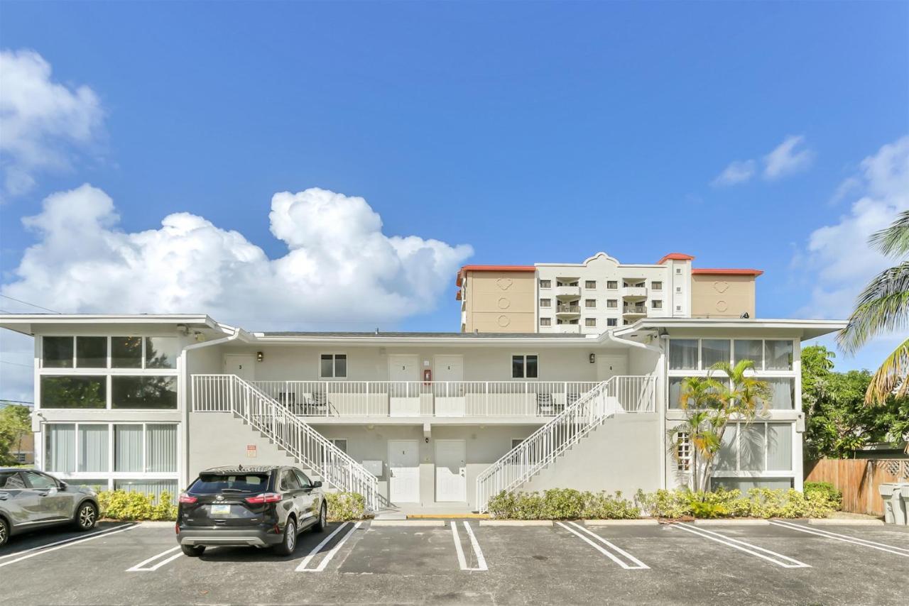 Bright Pompano Beach With Pool Access Exteriér fotografie